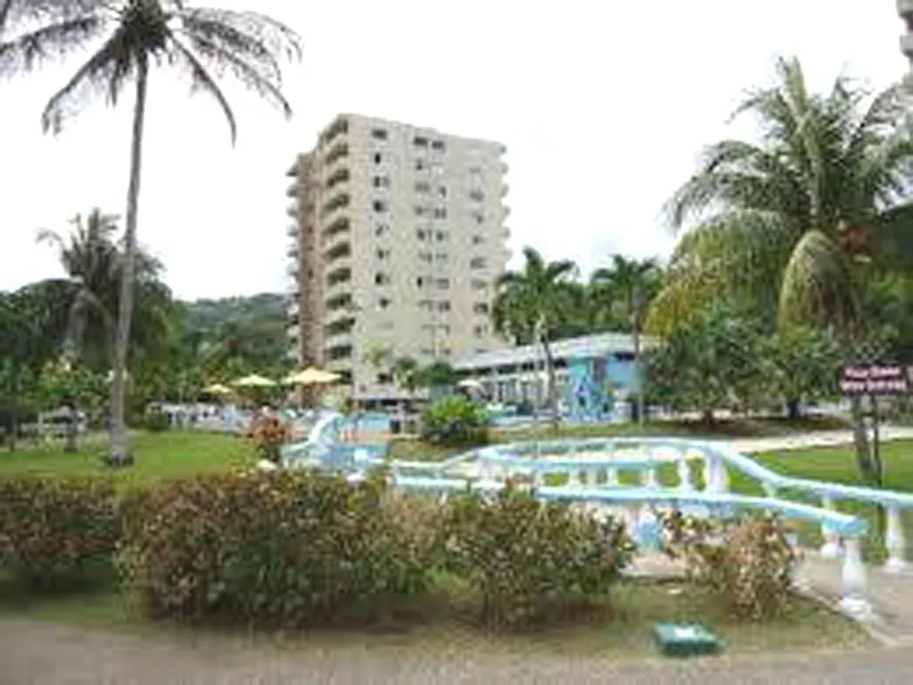 Turtle Beach Towers Apt 22 C - Ocho Rios Apartment