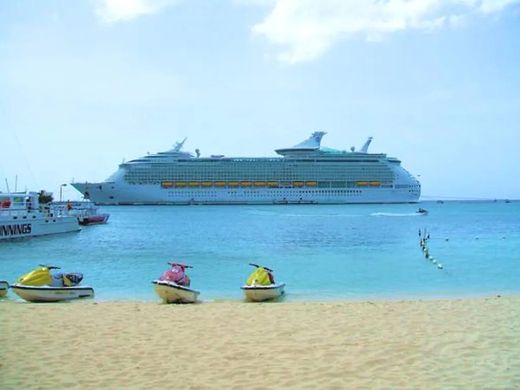 Turtle Beach Towers Apt 22 C - Ocho Rios